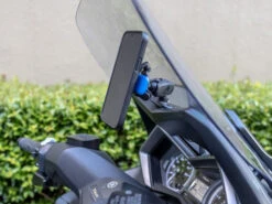 QUAD LOCK Motorcycle 360 Dual Pivot Arm - Small -Motorcycle Equipment Store 360 DualPivot 0D1A3047 d9f08d81 e6c8 4ca6 893c b3ff40dbe1e2 854x 96608.1645189577