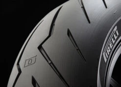 Pirelli Diablo Rosso III Sports Motorcycle Tyre -Motorcycle Equipment Store Diablo Rosso III 5 62649.1496503794
