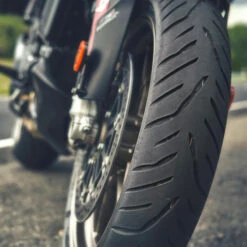 Bridgestone Battlax T32 Motorcycle Sports Touring Tyre -Motorcycle Equipment Store FMI9282 D2 12734.1652789360