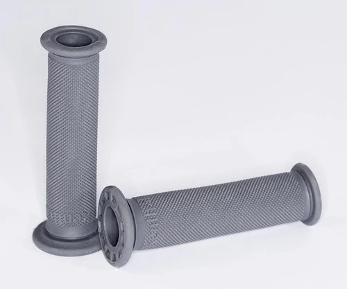 Renthal G148 Road Race Grips: MEDIUM Compound Full Diamond Pattern 3 Renthal G148 Road Race Grips: MEDIUM Compound Full Diamond Pattern