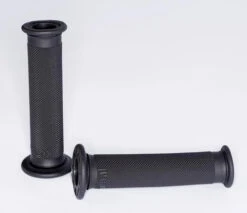 Renthal G149 Road Race Grips: FIRM Compound Full Diamond Pattern